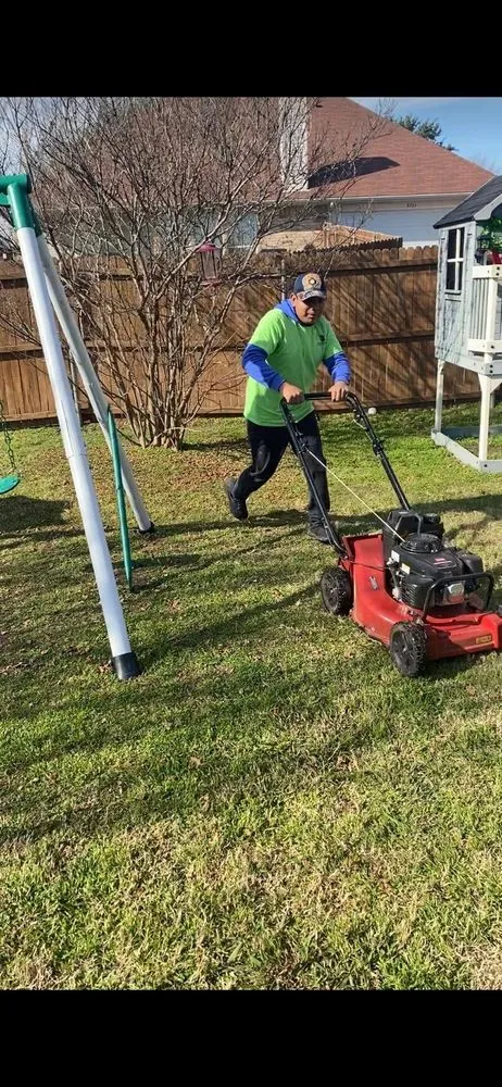 Expert outdoor landscaping experts serving Dallas, TX - Landscaping Tistoj Lopez