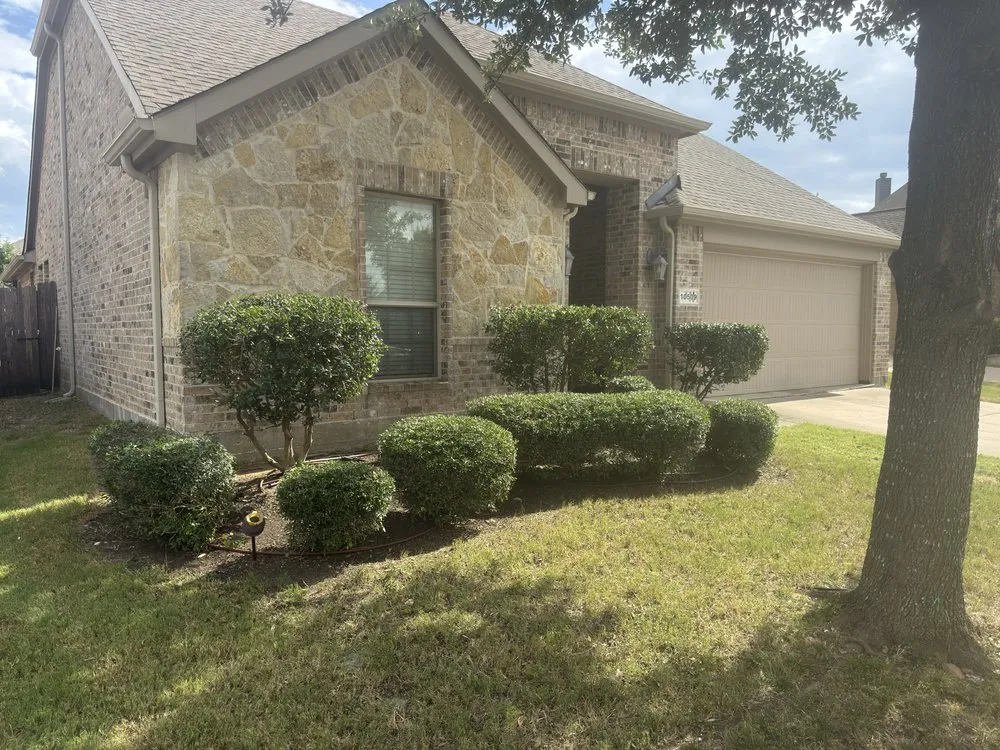Top-rated lawn care service for residential properties across Allen, TX - Landscaping Troopers