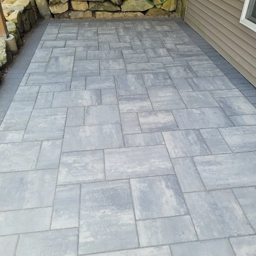 Affordable yard maintenance with custom design in Newtown, CT by Landscaping Unlimited