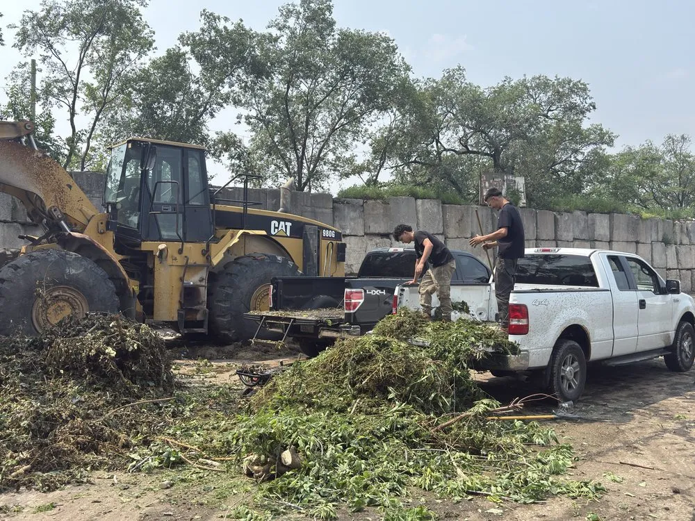 Reliable outdoor landscaping near you across Chicago, IL - Landscaping victoria