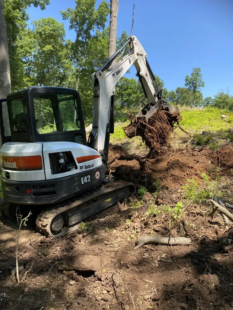 Trusted yard maintenance experts serving Southington, CT - Landscaping Works