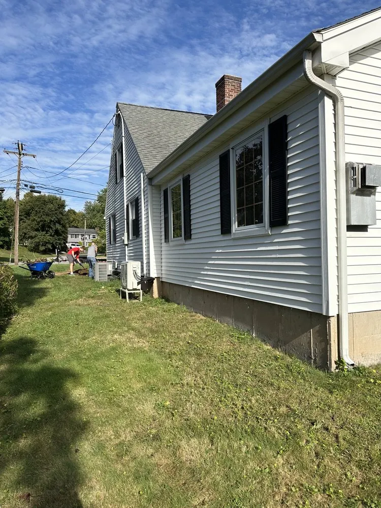 Trusted lawn mowing service experts serving Southington, CT - Landscaping Works