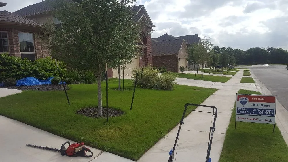 Local residential landscaping near you in Manor, TX by Landscaping...by Rigo