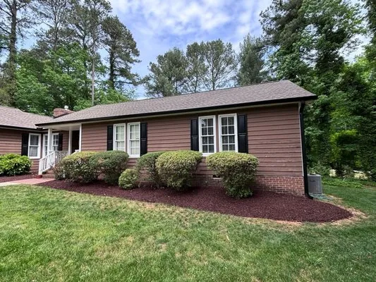 Landscaping Martinez Logo