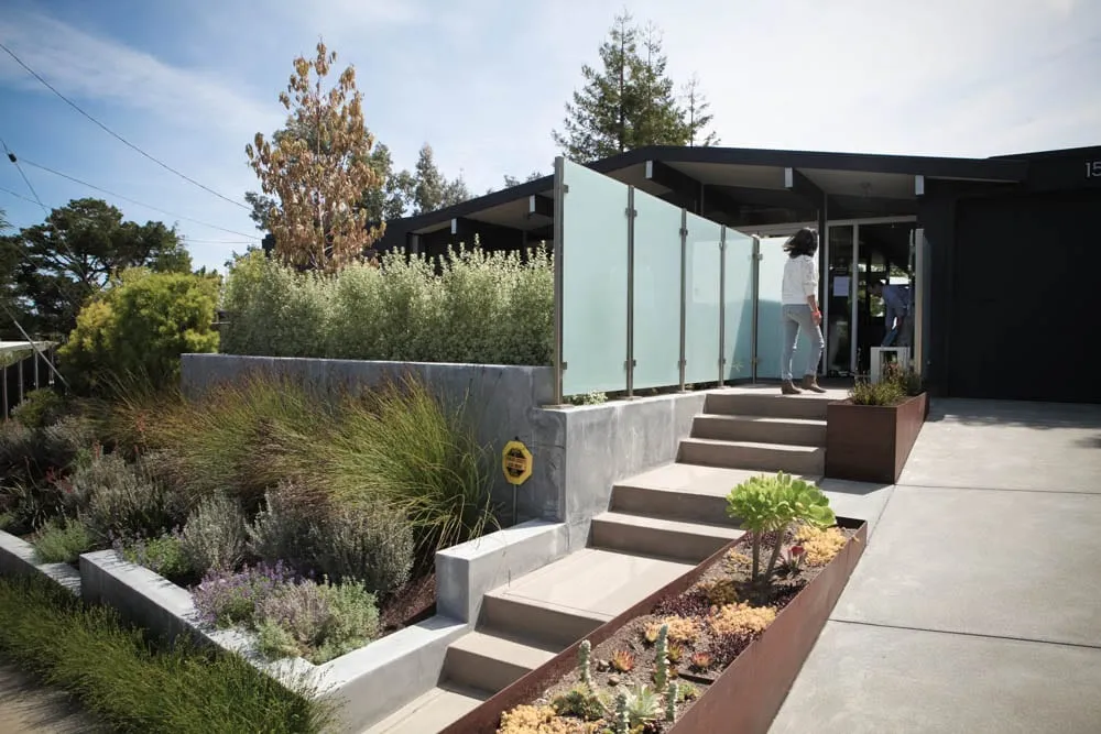 Trusted landscape installation in Palo Alto, CA by Landsthetics