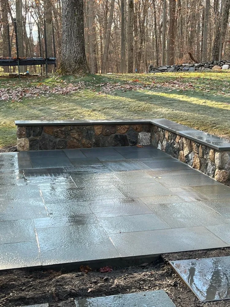 Top-rated yard maintenance in Bridgeport, CT - Landstone Landscaping & Masonry