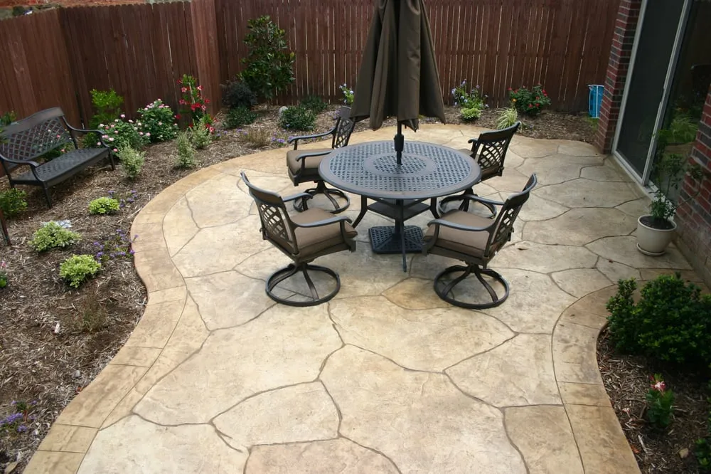 Professional yard cleanup service for homes across Frisco, TX - Landtech Design