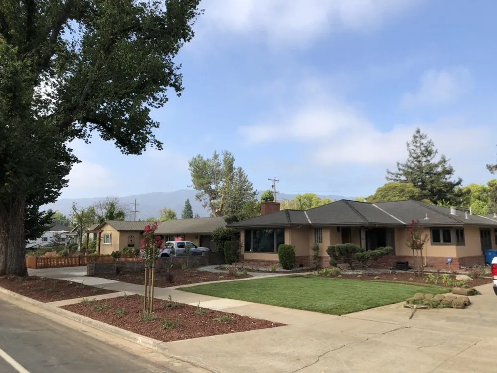 Custom lawn mowing service for year-round maintenance in San Martin, CA by Landtech Landscaping