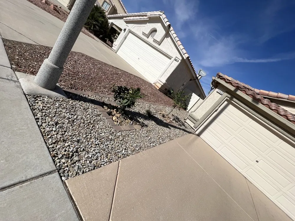 Custom garden landscaping for beautiful yards across Las Vegas, NV - LandTeck