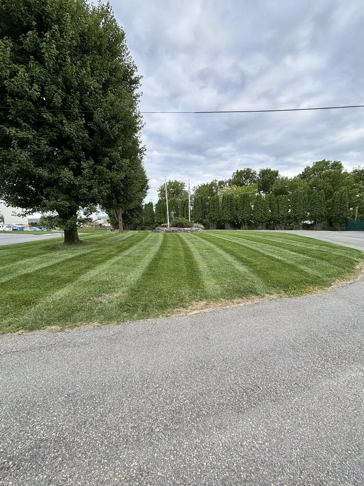 Affordable yard maintenance near you across Bath, PA - LandView Services