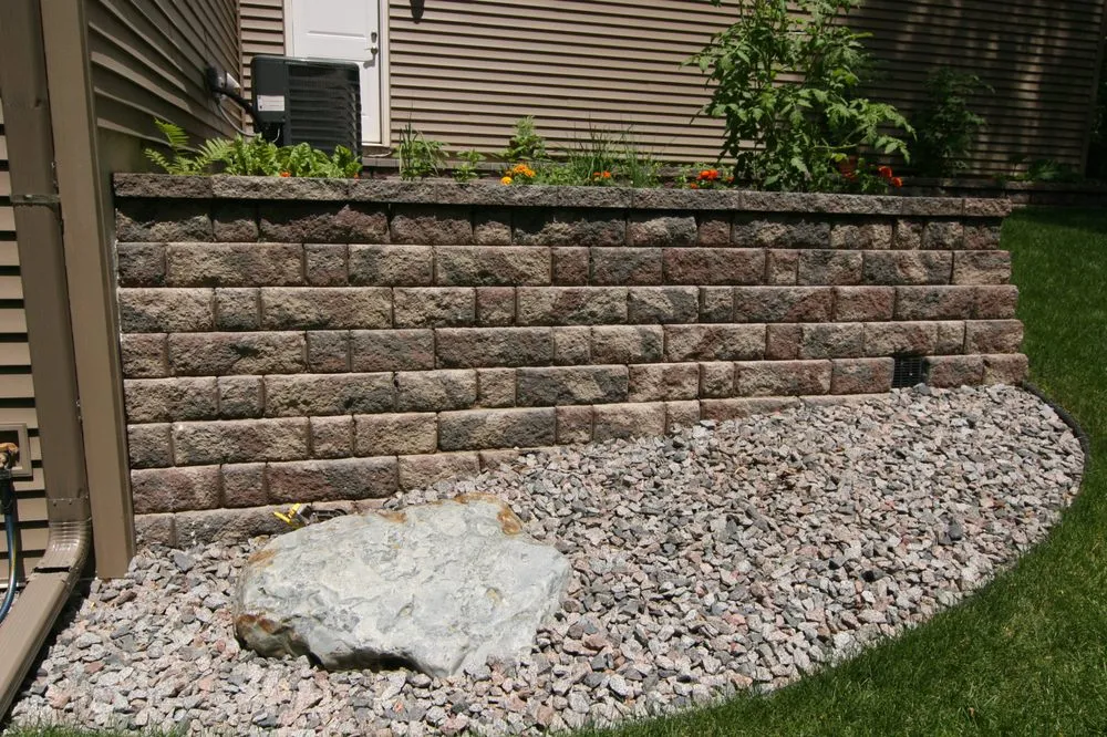 Top-rated outdoor landscaping experts serving Crystal, MN - Landworks