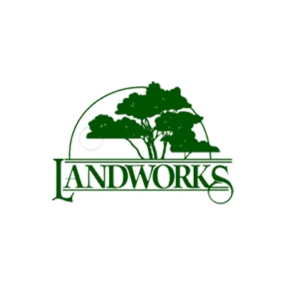 Affordable yard maintenance experts serving Kansas City, KS - Landworks