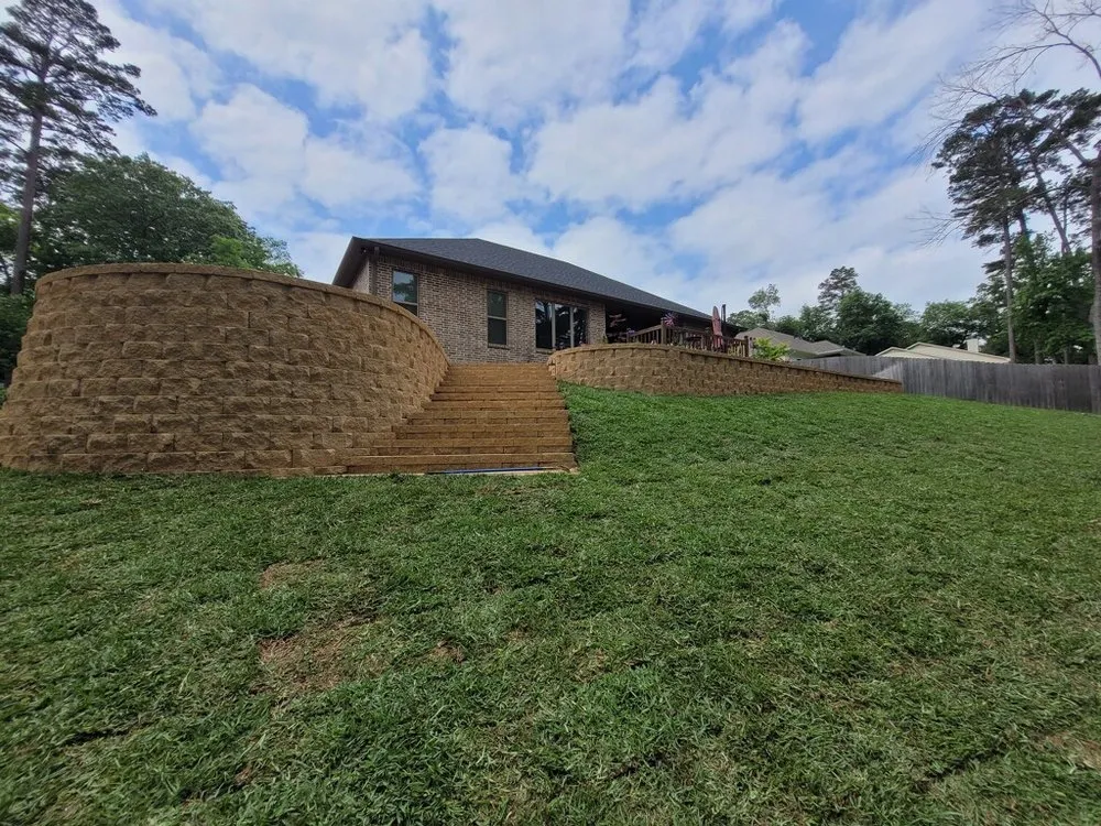 Trusted garden landscaping in Nacogdoches, TX by Landworks