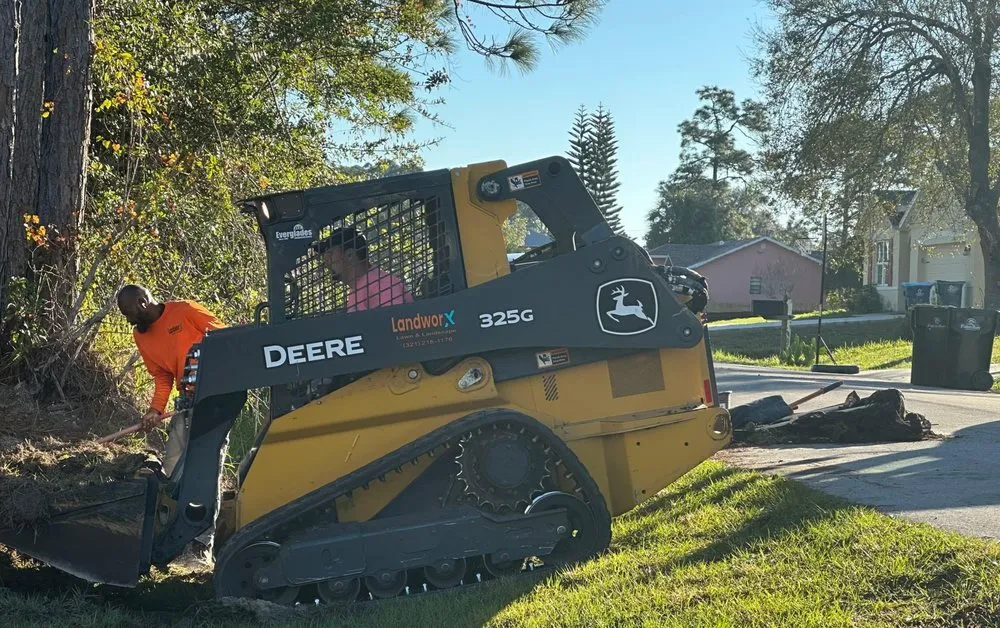 Custom lawn care service for year-round maintenance in Malabar, FL by Landworx Of Brevard