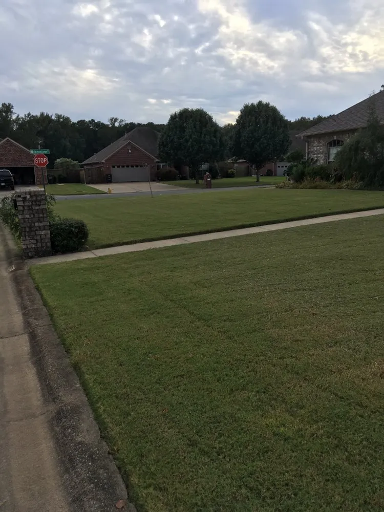 Reliable outdoor landscaping for outdoor upgrades across Lonoke, AR - Lanehart Enterprises
