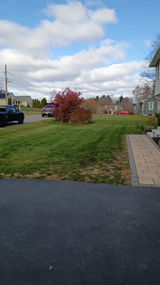 Custom lawn care service experts serving Leominster, MA - Langeliers Lawn Care