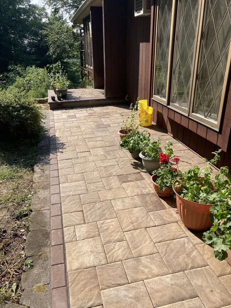 Custom residential landscaping for residential properties in Palmerton, PA by Lang's Landscaping