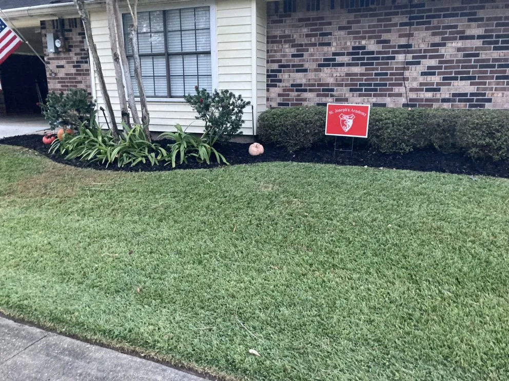 Trusted lawn care service in Baton Rouge, LA - Langs Lawn and Landscape