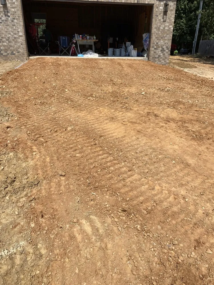 Professional outdoor landscaping experts serving Jonesboro, AR - Langston Dirt Worx