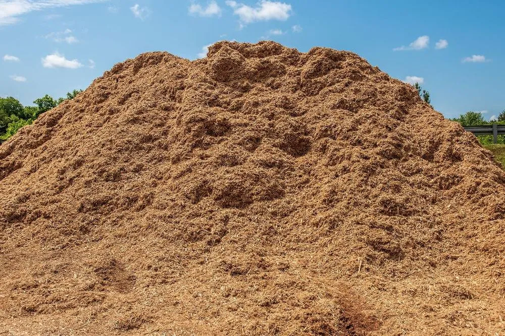 Professional yard maintenance for homes across Pineville, NC - Lanier Material Sales