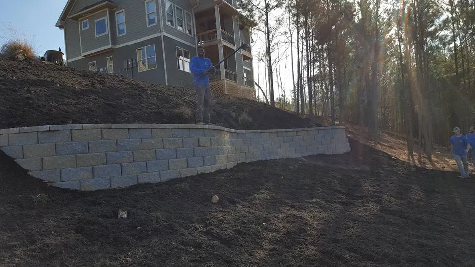 Top-rated yard maintenance in Tyrone, GA by Lanier Yardscapes