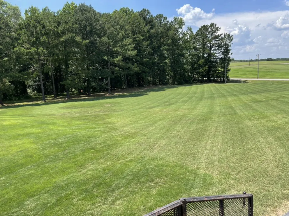 Reliable landscape installation for residential properties in Sharpsburg, GA by Lanier’s lawn care