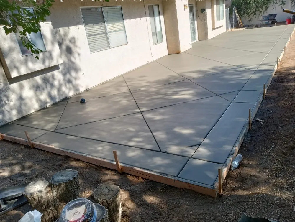 Trusted landscape installation for beautiful yards in Montebello, CA by Lanscaping Manguito