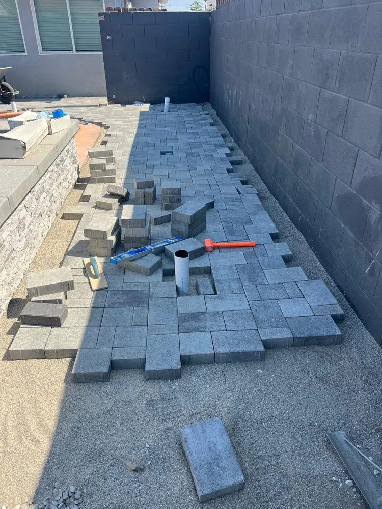 Professional lawn care service with custom design in Montebello, CA by Lanscaping Manguito