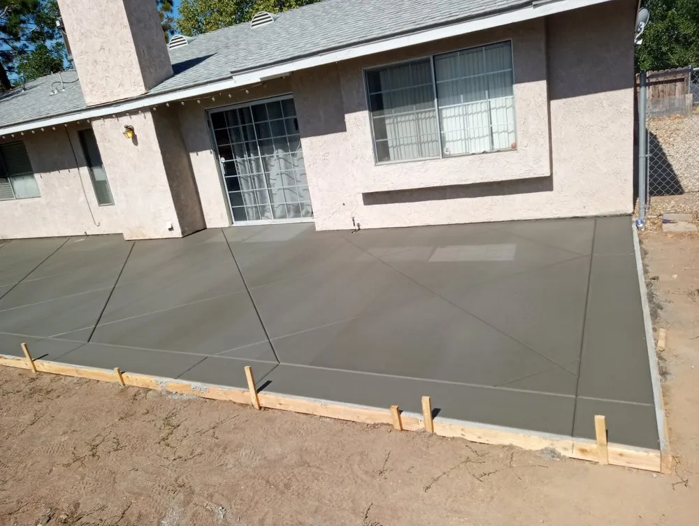 Custom landscape installation for residential properties across Montebello, CA - Lanscaping Manguito