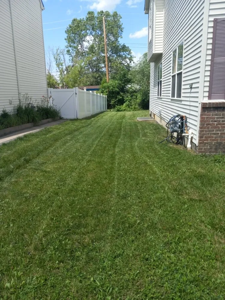 Reliable lawn mowing service for homes across Dearborn Heights, MI - Lansfield's Lawn Care