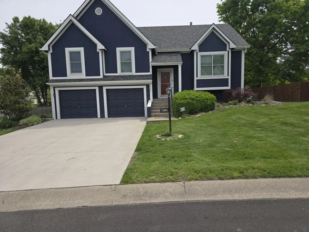 Professional landscape installation experts serving Leavenworth, KS - Lansing Lawn Care