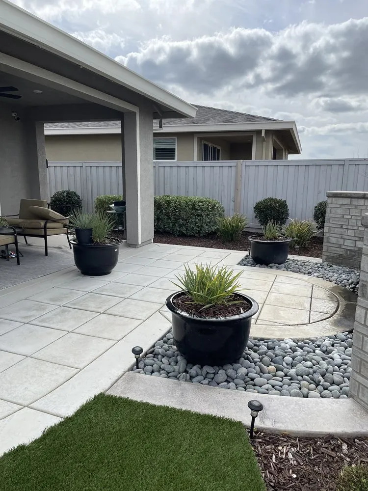 Professional residential landscaping experts serving Roseville, CA - Lantscap Gardening