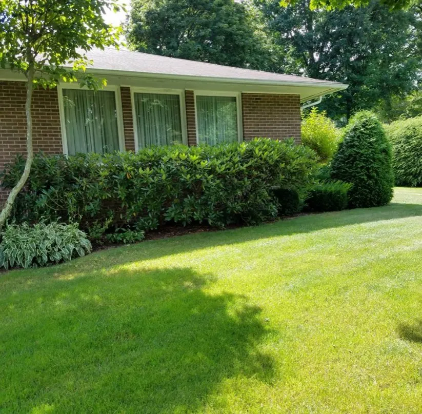 Reliable landscape design experts serving Jennerstown, PA - Lantz Lawn Service