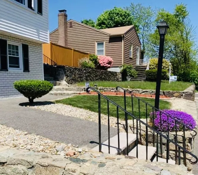 Professional yard maintenance experts serving Lynn, MA - Lanzillos Lawn Care