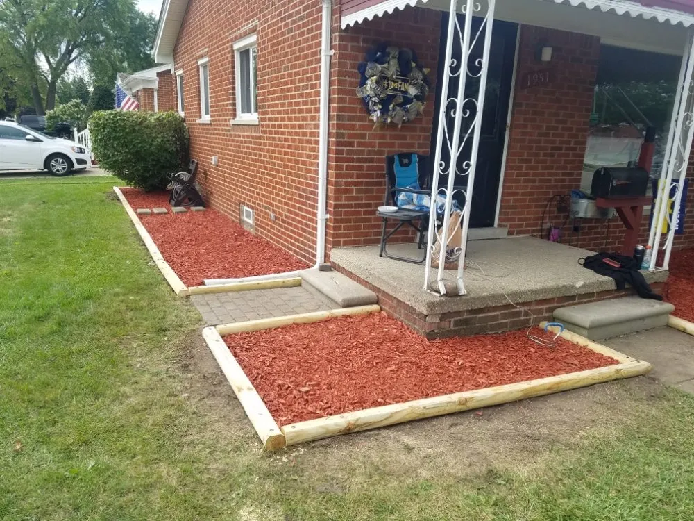 Trusted yard maintenance with custom design across Warren, MI - Lapere's Landscaping