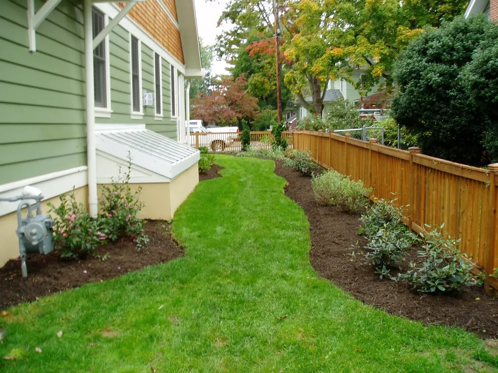 Local outdoor landscaping in Dayton, MD by Lapinski's Landscaping