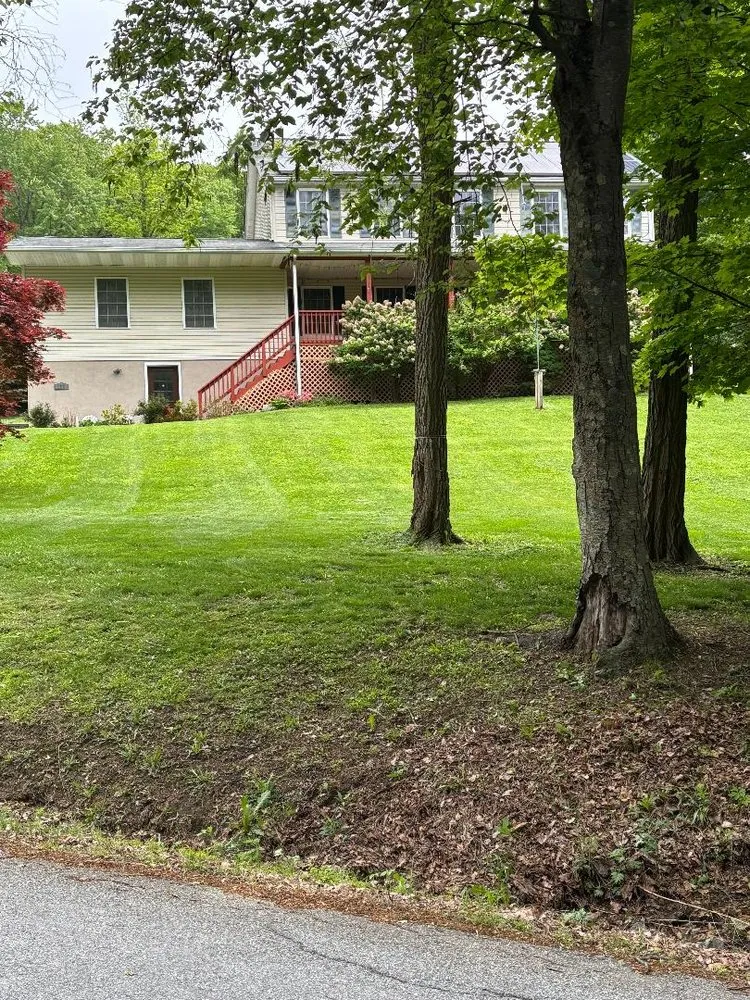 Local lawn mowing service in Wingdale, NY - Lapolla Lawns and Service