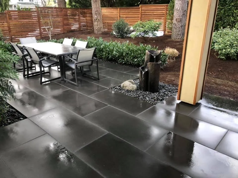 Top-rated yard maintenance in Bellevue, WA by Lara Construction