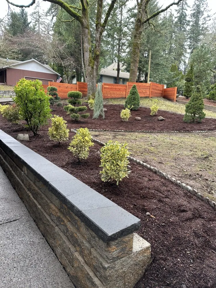 Local lawn care service in Sherwood, OR - Lara GreenHand