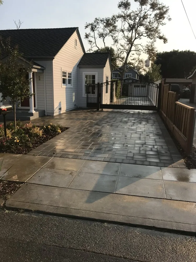 Reliable lawn mowing service for year-round maintenance across San Jose, CA - Lara Landscaping Construction