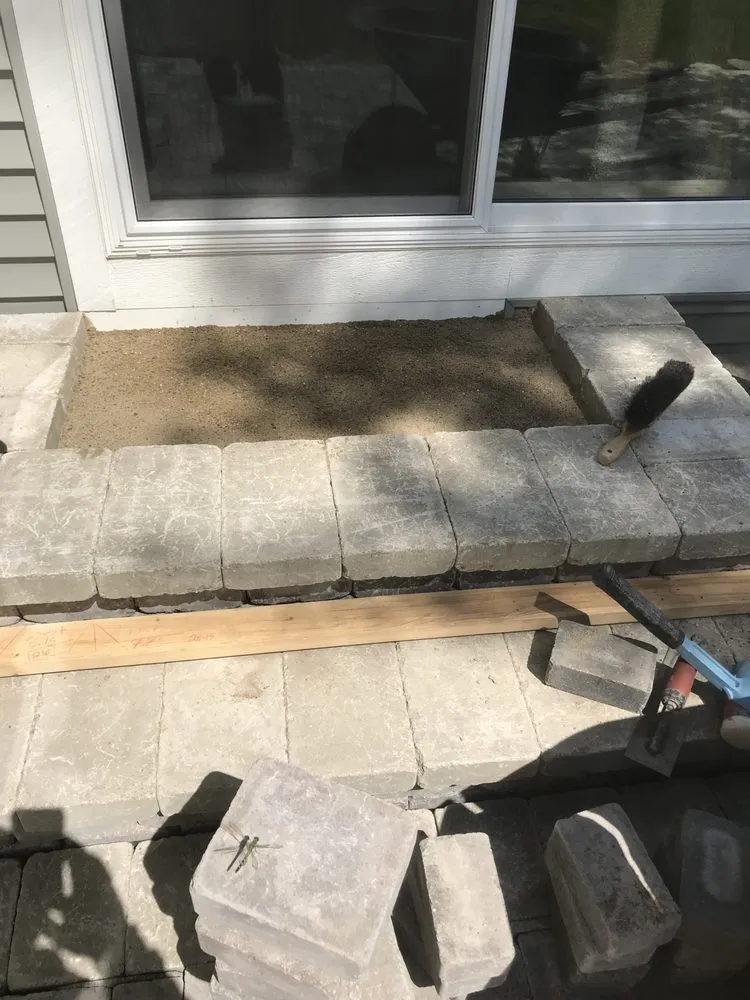 Expert outdoor landscaping experts serving Wixom, MI - Lara Landscaping