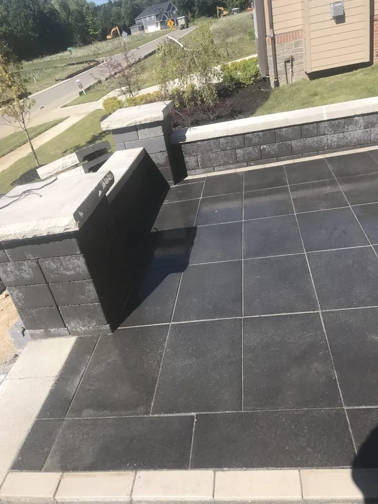Custom outdoor landscaping in Wixom, MI - Lara Landscaping