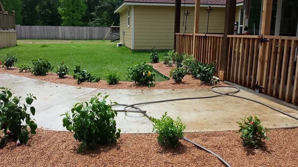 Top-rated landscape design in Crosby, TX by Lara Lawn Service