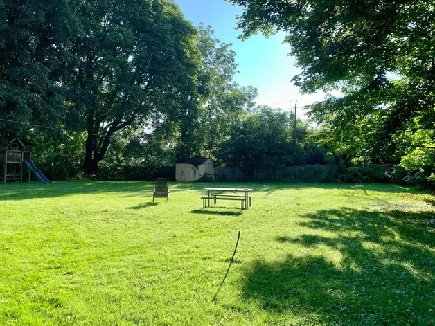 Affordable garden landscaping experts serving Rochester, NY - Laraby Lawn and Landscape Service