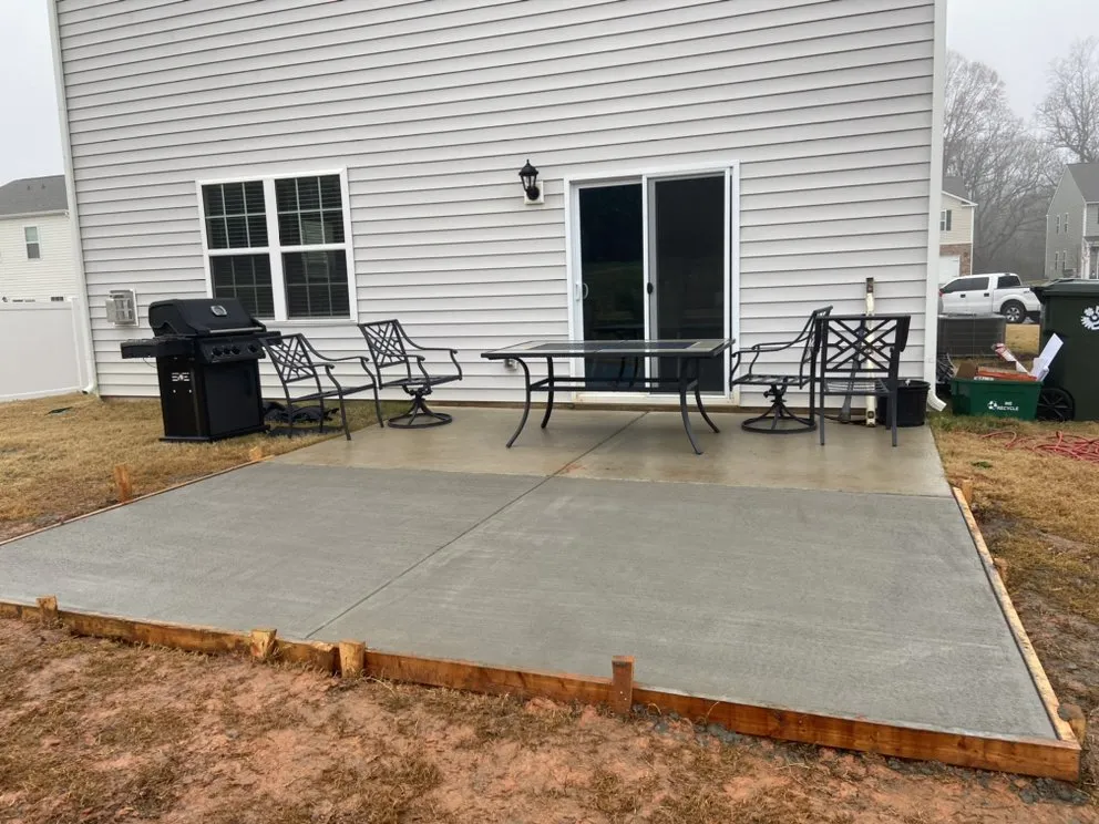 Custom landscape design experts serving Clover, SC - Lara’s Landscape Management