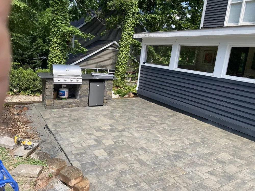 Local yard maintenance experts serving Clover, SC - Lara’s Landscape Management