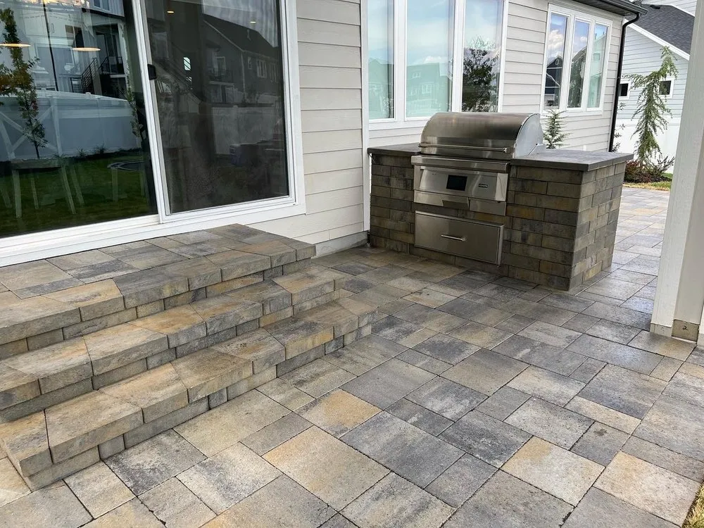 Top-rated landscape installation for year-round maintenance in Eagle Mountain, UT by Lara’s Landscaping