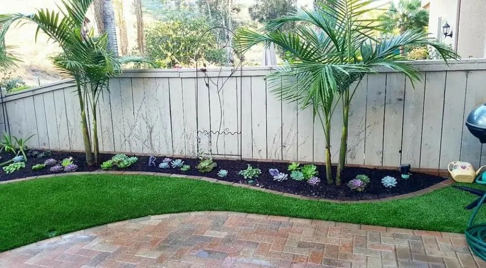 Affordable lawn mowing service experts serving Oceanside, CA - Lara's Landscaping
