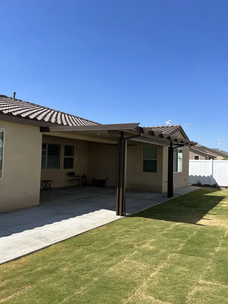 Professional landscaping services for year-round maintenance in Bakersfield, CA by Lara's Landscaping Services