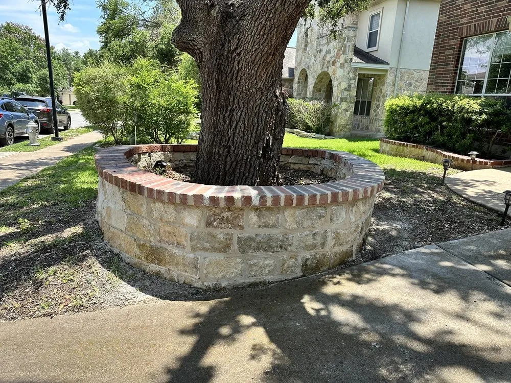 Affordable outdoor landscaping for year-round maintenance across Uhland, TX - LaRaza Contracting LLC